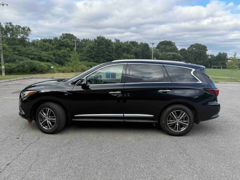 
								2017 Infiniti QX60 full									