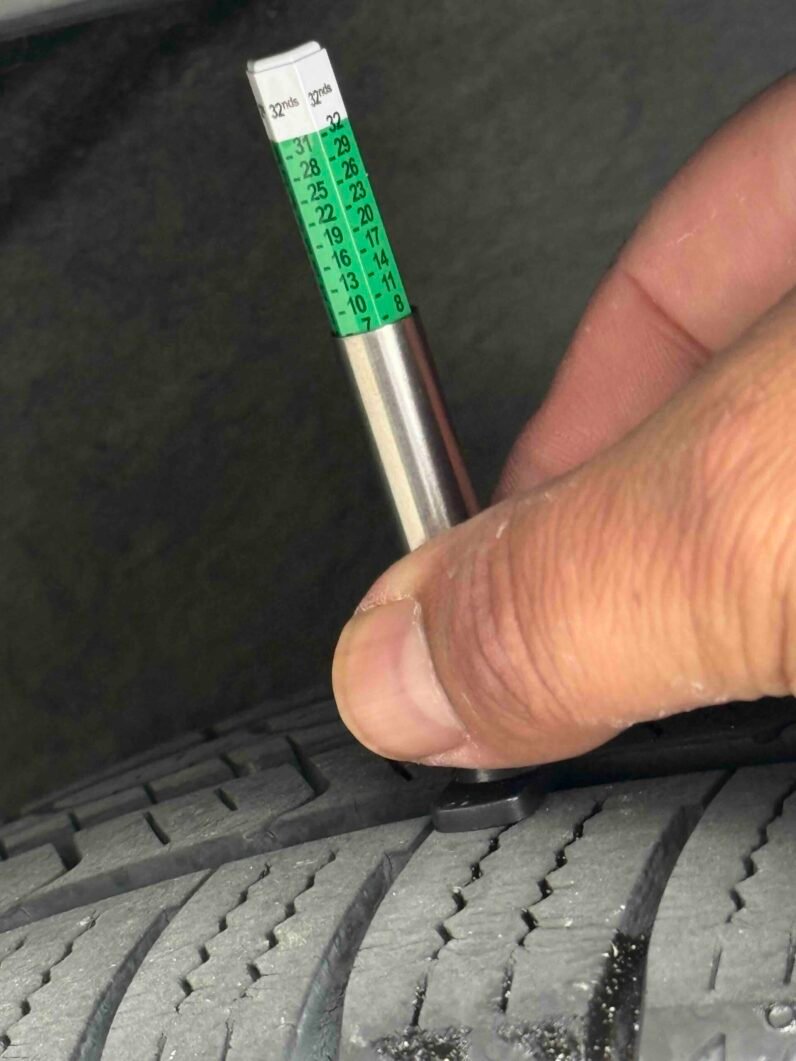 
								2017 Infiniti QX60 full									