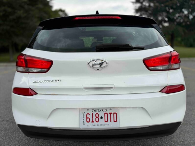 
								2018 Hyundai Elantra GT full									