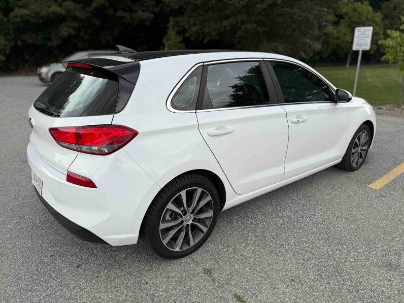 
								2018 Hyundai Elantra GT full									