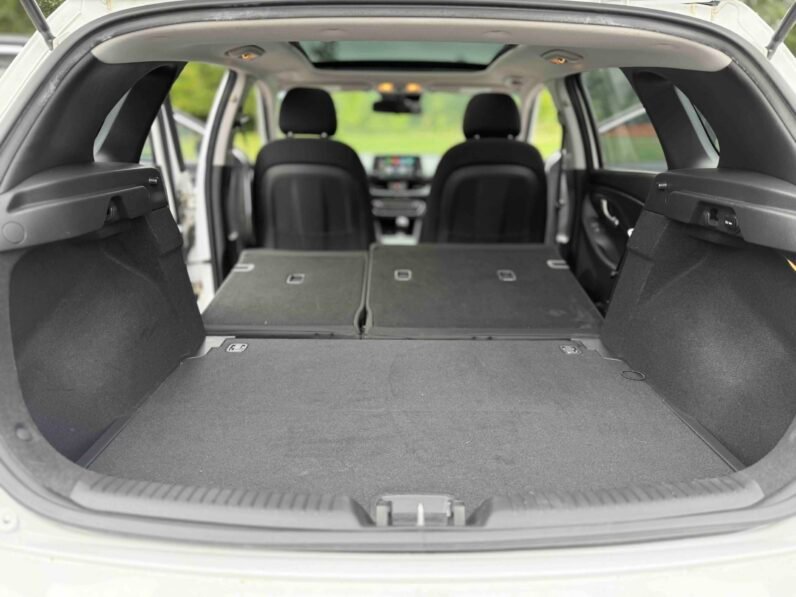 
								2018 Hyundai Elantra GT full									