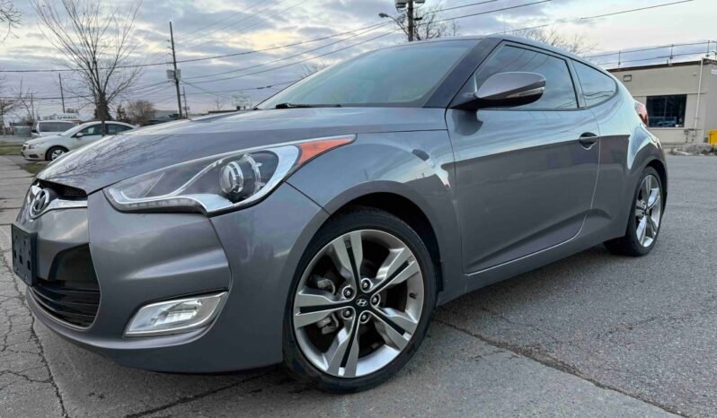 
								2016 Hyundai Veloster full									