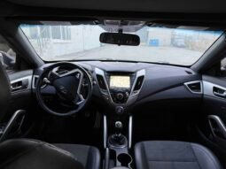 
										2016 Hyundai Veloster full									